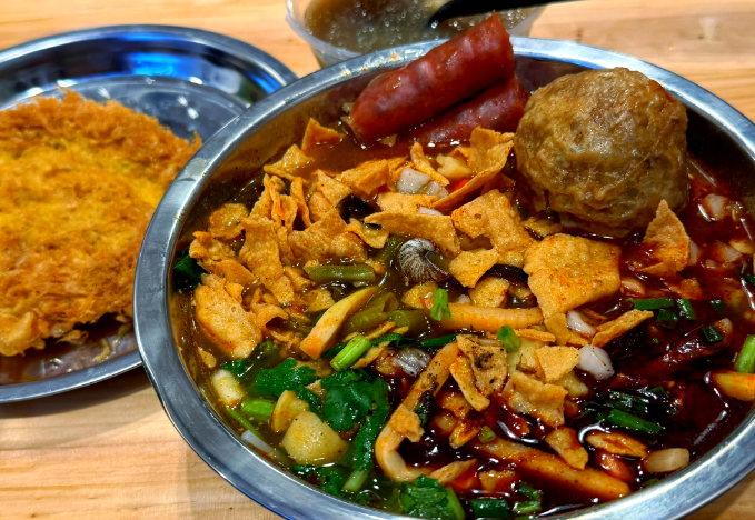 奶茶品牌开螺蛳粉店定价55元一碗！知名奶茶入局柳州螺蛳粉引热议！