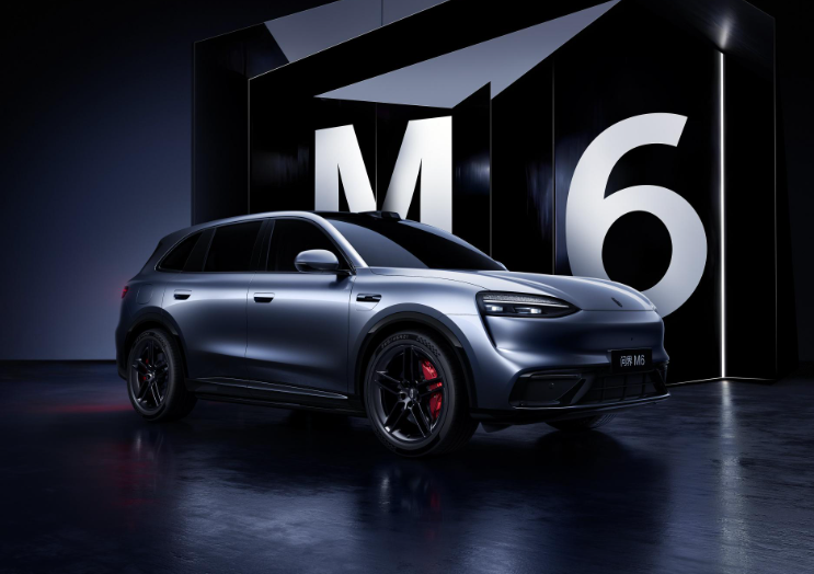 黑武士版问界M6实车曝光,2026款问界M6测试谍照曝光 黑武士版问界M6实车曝光,2026款问界M6测试谍照曝光