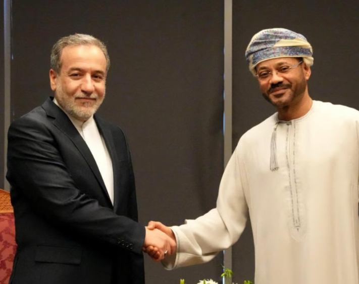 美伊核谈判今天举行!伊朗外长率团赴阿曼与美国核谈判 美伊核谈判今天举行!伊朗外长率团赴阿曼与美国核谈判