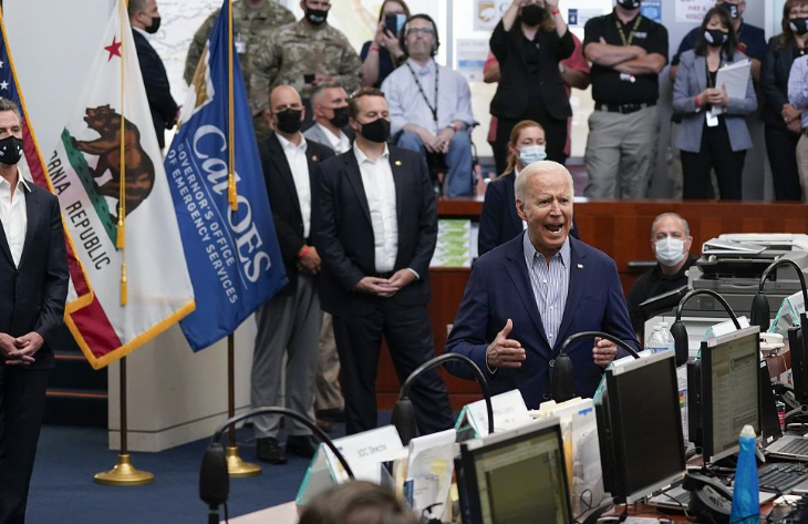 美伊核谈判今天举行!伊朗外长率团赴阿曼与美国核谈判 美伊核谈判今天举行!伊朗外长率团赴阿曼与美国核谈判