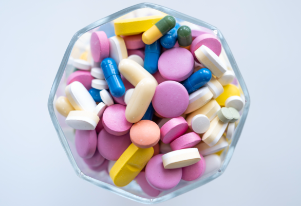 男子擅自将降压药掰开吃后昏迷 药品为什么不能掰开服用 男子擅自将降压药掰开吃后昏迷 药品为什么不能掰开服用