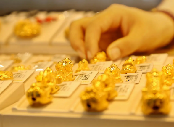 现货黄金报5036.83美元/盎司 现货黄金在5000美元线反复波动