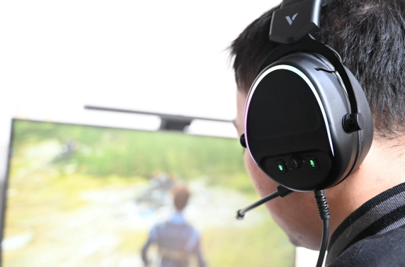 常戴耳机应遵循三个“60”原则 常戴耳机如何保护听力 常戴耳机应遵循三个“60”原则 常戴耳机如何保护听力