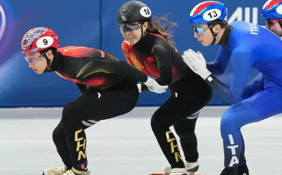 中国短道速滑队混合接力获第4名 意大利队获得短道速滑队混合接力冠军