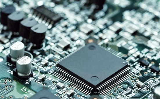 央企免费开放超2200张国产智算芯片 央企“AI+”具身智能产业共同体成立 央企免费开放超2200张国产智算芯片 央企“AI+”具身智能产业共同体成立