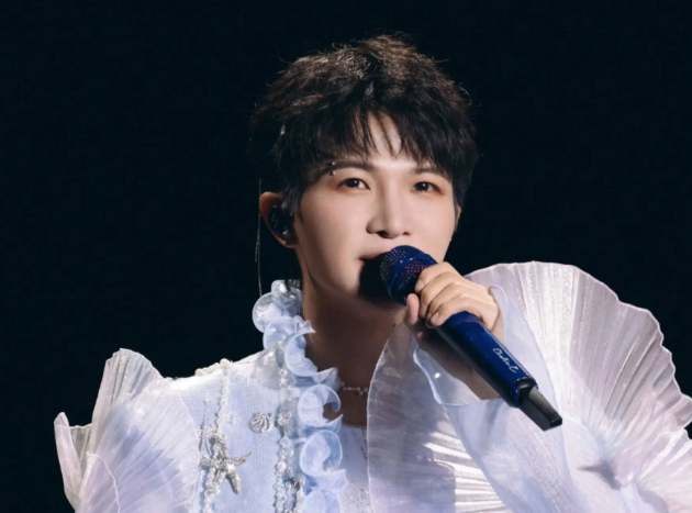 马年央视春晚首发单曲，李健2026马年春晚献唱《人间共鸣》