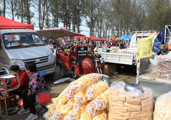 为啥现在年轻人爱赶农村大集 曹洼大集单日客流量超14万人次