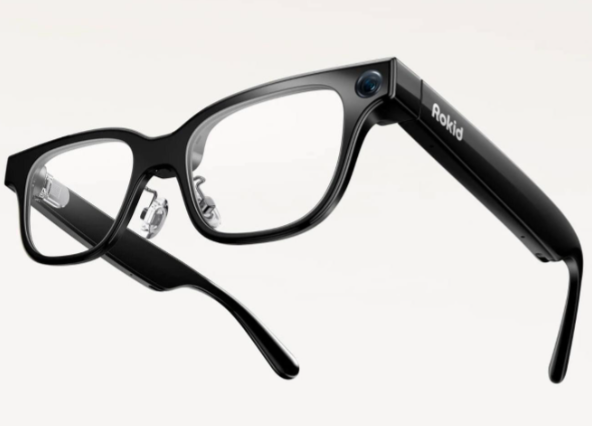 智能眼镜成年货“顶流” 智能眼镜首次纳入消费品以旧换新政策中 智能眼镜成年货“顶流” 智能眼镜首次纳入消费品以旧换新政策中