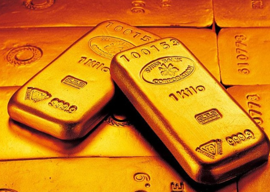 美股跳水黄金白银大跌 现货黄金跌超3%报4921.63美元/盎司