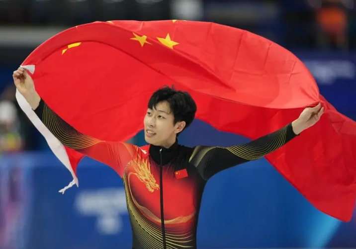 孙龙米兰冬奥会短道速滑男子1000米摘银 中国短道队首枚奖牌诞生 孙龙米兰冬奥会短道速滑男子1000米摘银 中国短道队首枚奖牌诞生