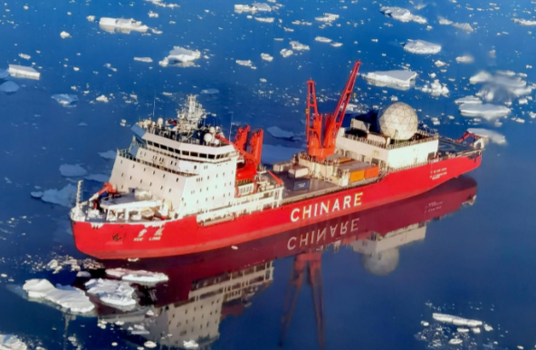 “雪龙”号完成阿蒙森海大洋作业 “雪龙”号获取一批珍贵的科研样品