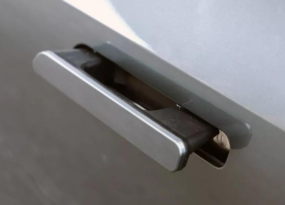 汽车隐藏式门把手要说再见了 中国正在转变为新汽车技术监管规则的制定者 汽车隐藏式门把手要说再见了 中国正在转变为新汽车技术监管规则的制定者