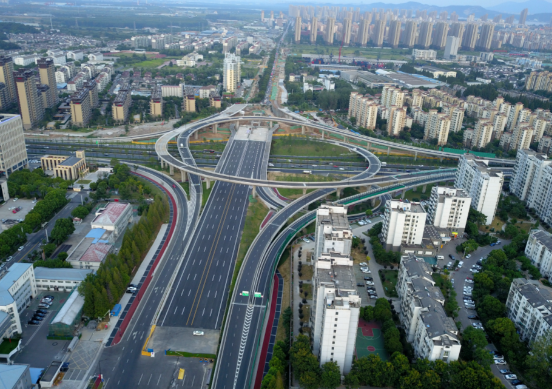 31省份消费排名出炉哪里最能花钱 江苏首次超越广东居消费总量首位