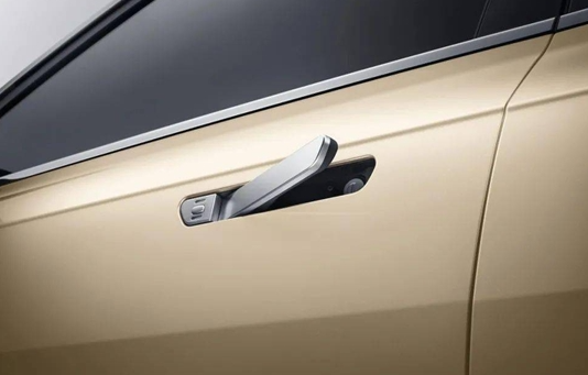 汽车隐藏式门把手要说再见了 中国正在转变为新汽车技术监管规则的制定者 汽车隐藏式门把手要说再见了 中国正在转变为新汽车技术监管规则的制定者