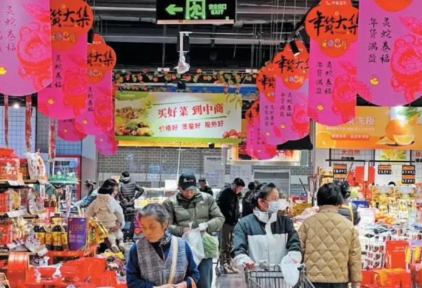 春节假期海口实现社会消费品零售总额34.9亿元！春节假期海口社会消费品零售总额同比增长2.6%
