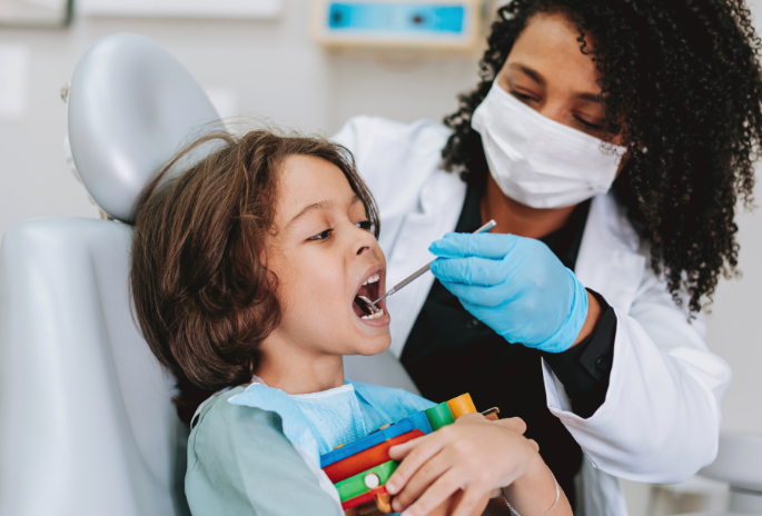 儿童口腔矫正几岁开始合适？儿童口腔早期矫正要抓住黄金期