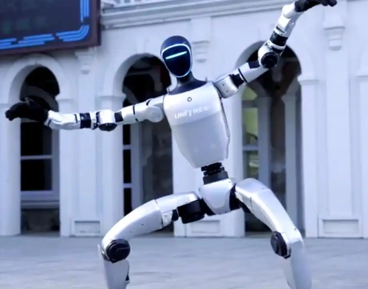 中国人形机器人快速“上量”靠什么 中国企业包揽2025年人形机器人出货量榜单前六名 中国人形机器人快速“上量”靠什么 中国企业包揽2025年人形机器人出货量榜单前六名