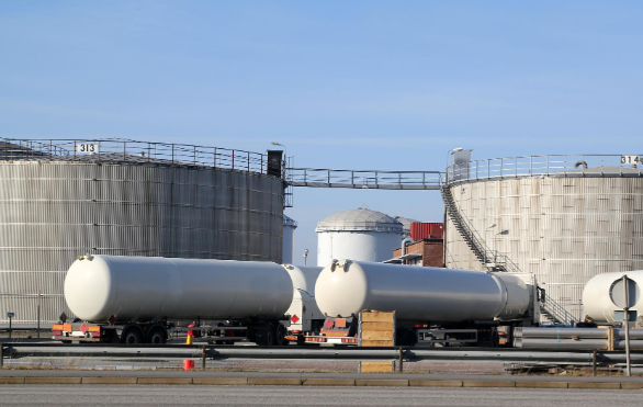 美国天然气期货涨超4% 国天然气期货报3.105美元/百万英热