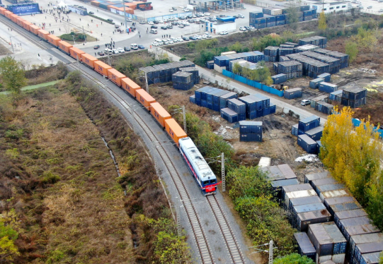 欧洲斯托克50指数跌1.71% 欧洲主要股指集体大幅低开 欧洲斯托克50指数跌1.71% 欧洲主要股指集体大幅低开