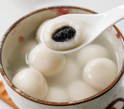 元宵和汤圆是同一种食品吗 元宵和汤圆怎么吃更健康