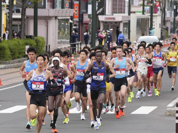 中国马拉松的黄金时代来了吗 中国马拉松进入“205时代” 中国马拉松的黄金时代来了吗 中国马拉松进入“205时代”