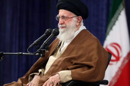 伊朗将为哈梅内伊举行3天告别仪式 伊朗领袖选举可能推迟到下周 伊朗将为哈梅内伊举行3天告别仪式 伊朗领袖选举可能推迟到下周