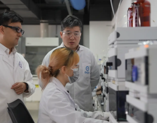 2025年我国基础研究投入占比创历史新高 2025年我国基础研究投入接近2800亿元