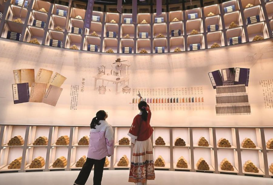 2026年春节假期全国博物馆接待观众8951.12万人次 2026年春节全国博物馆观众同比增长27.6%