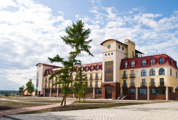 瑞吉斯大学本科学历国内承认吗 瑞吉斯大学城市环境对中国留学生友好吗