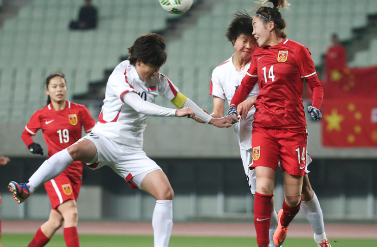 中国女足2-1力克朝鲜女足，中国女足三连胜晋级亚洲杯8强!