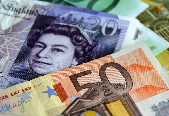 英国10年期国债收益率下跌9.3个基点 英国10年期国债收益率报4.554%