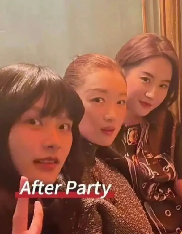 刘亦菲周冬雨巴黎时装周惊艳同框！2026巴黎时装周受邀明星盘点