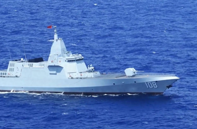 055大驱为何让全世界都想抄作业?东莞舰安庆舰入列055数量破十