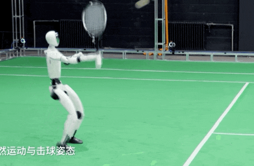 北京团队研发全球首个全自主网球人形机器人 具备长程动态打网球的能力