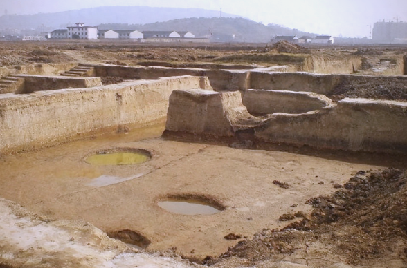 “基建狂魔”4900年前作品曝光 良渚古城遗址确认六条高坝组成协同水利系统
