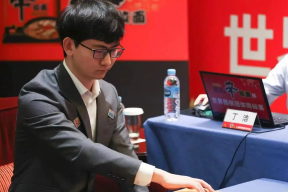 丁浩夺得第三届中国围棋国手赛冠军 丁浩实现中国围棋国手赛三连冠 丁浩夺得第三届中国围棋国手赛冠军 丁浩实现中国围棋国手赛三连冠