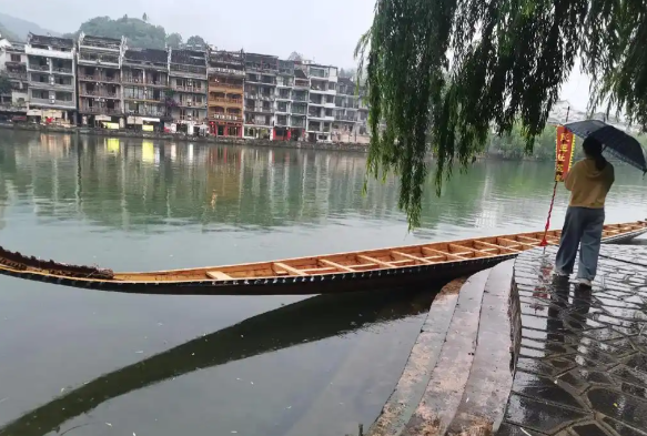 今明两天各地气温将自北向南迎来回升 今明两天江南等地持续阴雨不便出行 今明两天各地气温将自北向南迎来回升 今明两天江南等地持续阴雨不便出行