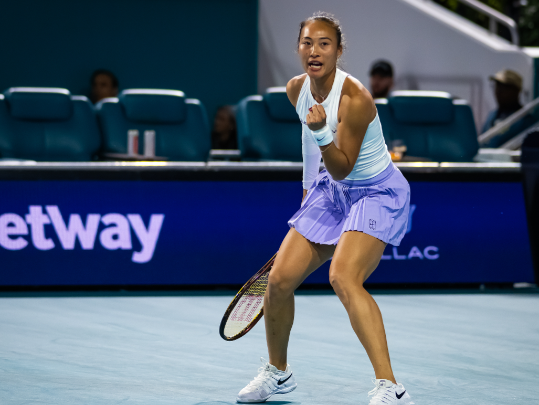 郑钦文闯入迈阿密赛16强 郑钦文职业生涯第三次闯入WTA1000赛事16强