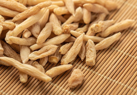 麦冬的作用和功效有哪些 麦冬与哪些药材一起使用效果更好