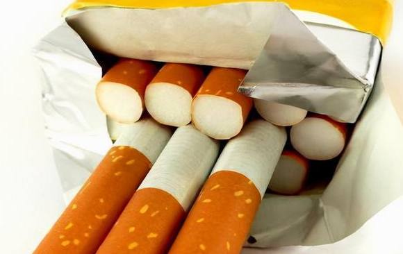 原来戒烟真的有最佳年龄 35岁前戒烟可恢复至接近非吸烟者健康水平