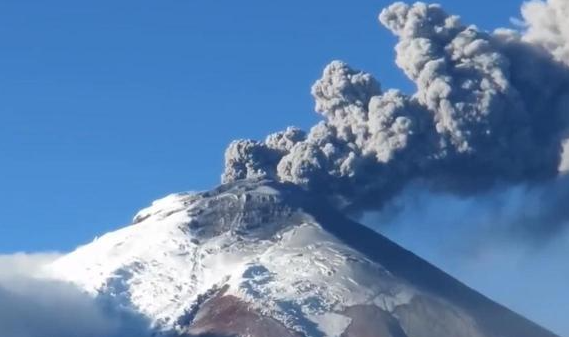 日本富士山“随时可能喷发” 本富士山“随上一次大规模喷发是在1707年