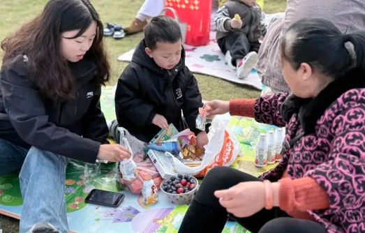 “孩子们需要春天 大人也一样” 2026年适合大人小孩一起去的春游目的地推荐 “孩子们需要春天 大人也一样” 2026年适合大人小孩一起去的春游目的地推荐