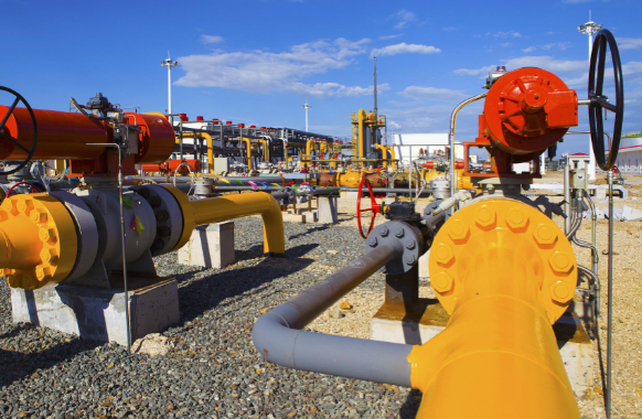 韩国垃圾袋“一袋难求” 中东局势紧张导致塑料生产原料供应紧张