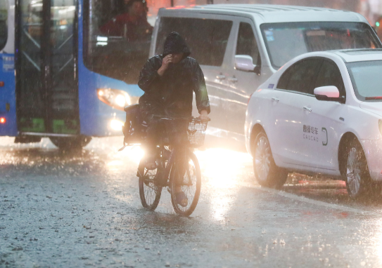 南方将出现暴雨大暴雨 3月29日至31日江南局地累计雨量或超400毫米