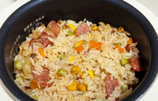 电饭煲“保温”为什么不能超4小时 饭菜长时间保温有利于生成细菌