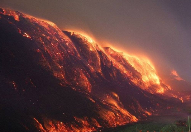 澳大利亚惊现“末日红”，西澳洲出现的血紅天空是啥?