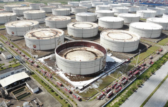 国际油价跌破100美元关口 WTI原油布伦特原油双双失守100美元/桶