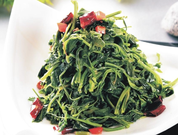 灰灰菜直接吃真的有毒吗？灰灰菜怎么做才没有毒？