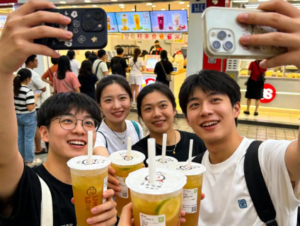 年轻人之间“搭子社交”成新风尚，年轻人为啥流行“找搭子”？