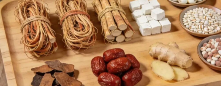 莫氏鸡煲汤底大揭秘，莫氏鸡煲汤底中医有依据